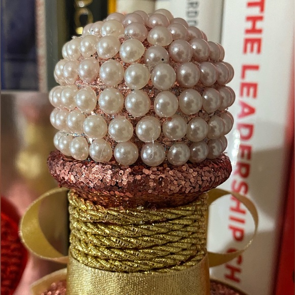 Handcrafted Glittered Patron Tequila bottle-Rose Gold - Picture 6 of 6